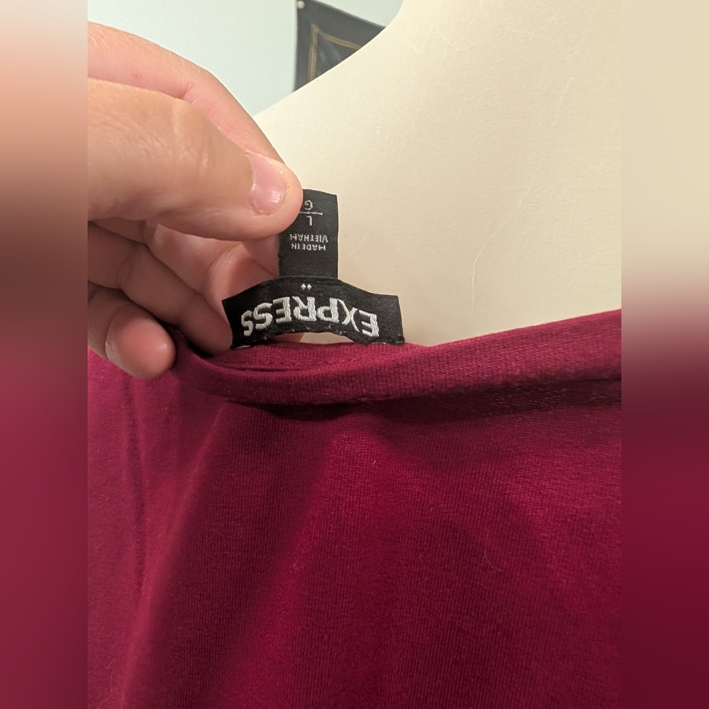 Express Maroon 'Need More Coffee' Long‎ Sleeve Shirt Size Large - Picture 8 of 9